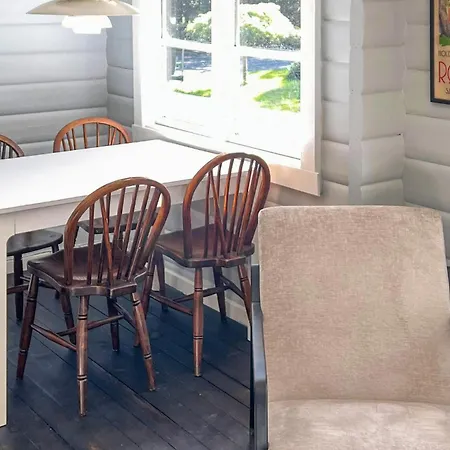 2 Bedroom Lovely In Nykobing Sj * Nykøbing Sjælland