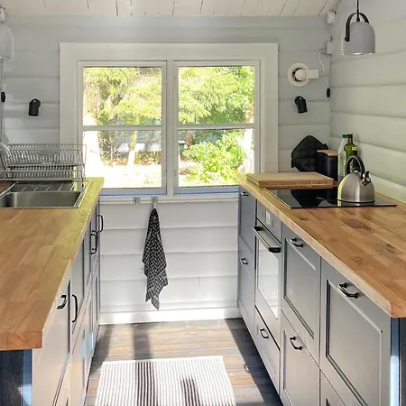 2 Bedroom Lovely In Nykobing Sj *